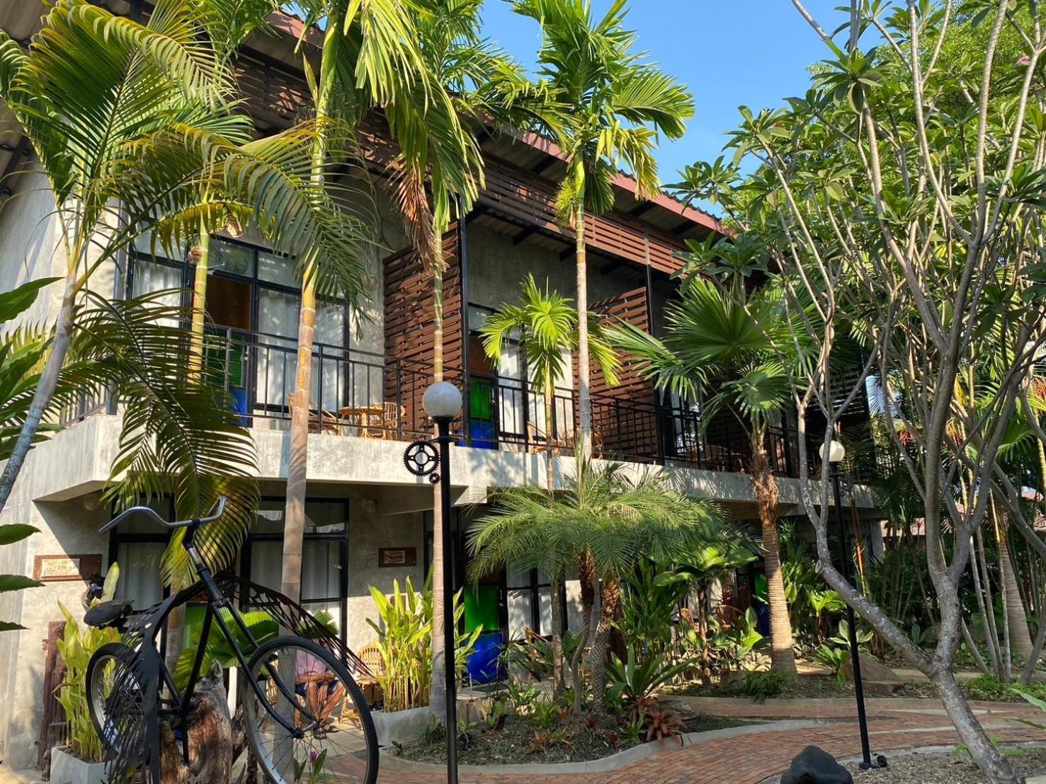 The Picturebook Guesthouse Mae Sot Ngoại thất bức ảnh